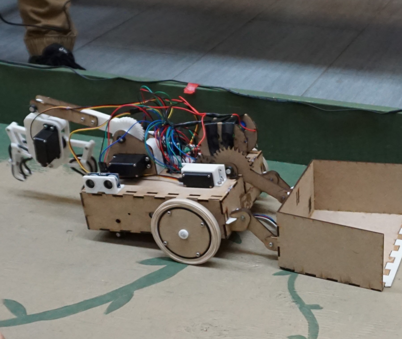 Semi-Autonomous Robot Design image 2